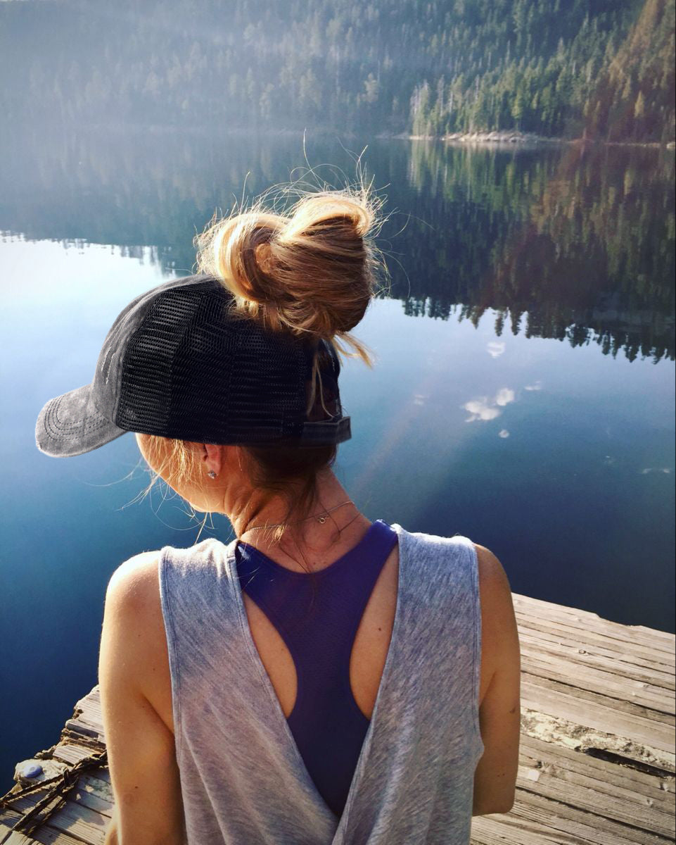 Women Criss Cross Ponytail Washed Distressed Mesh Baseball Cap